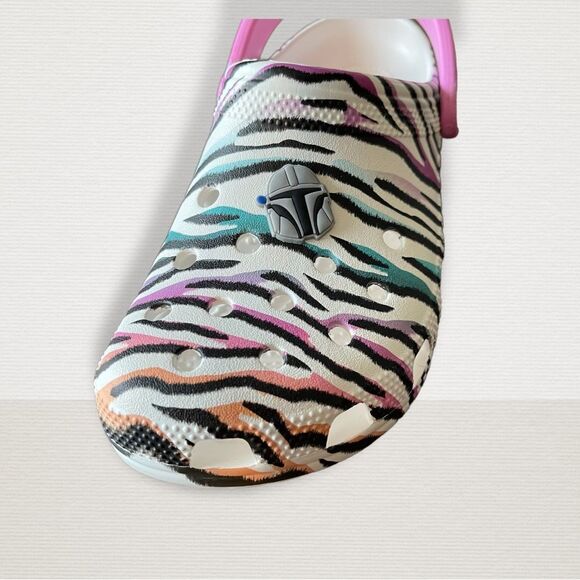 Star Wars Mandalorian Crocs Charm - Mix and match 3 or more for 50% off - Picture 2 of 2